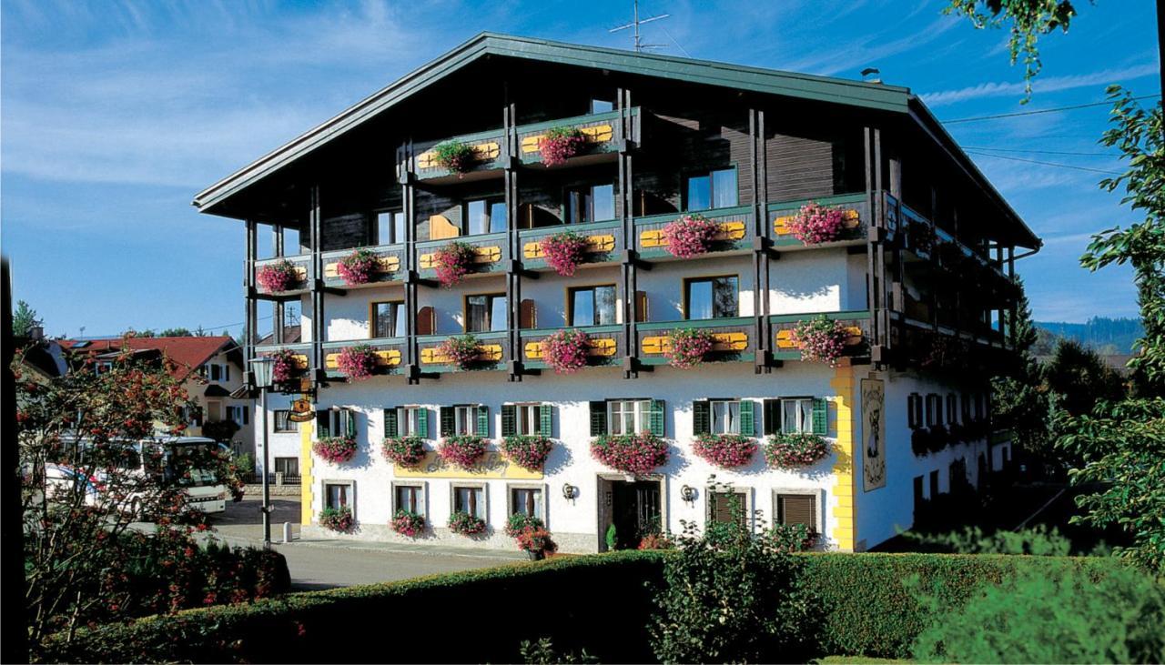 Tirolerhof Hotel Sankt Georgen im Attergau Kültér fotó
