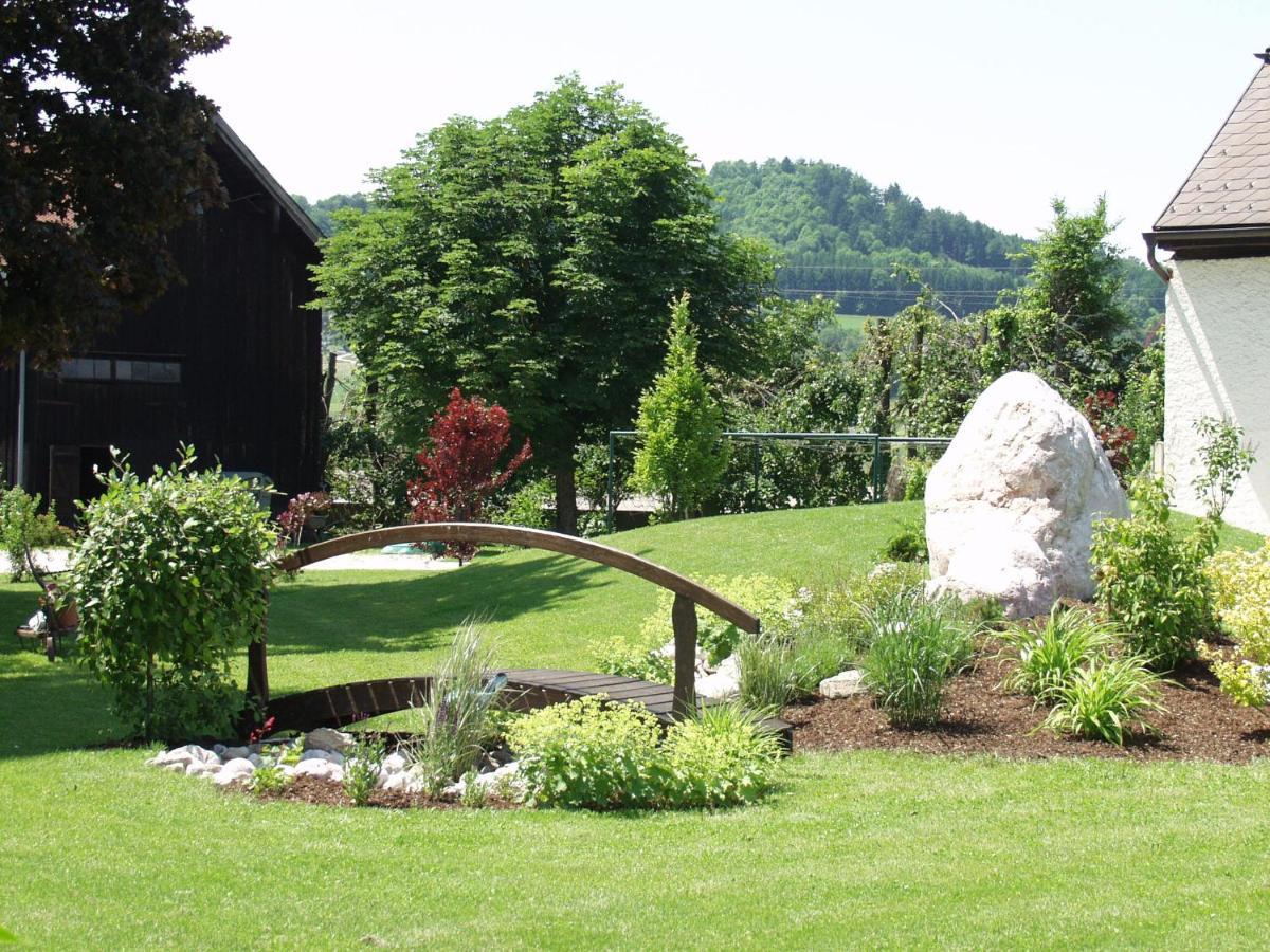 Tirolerhof Hotel Sankt Georgen im Attergau Kültér fotó